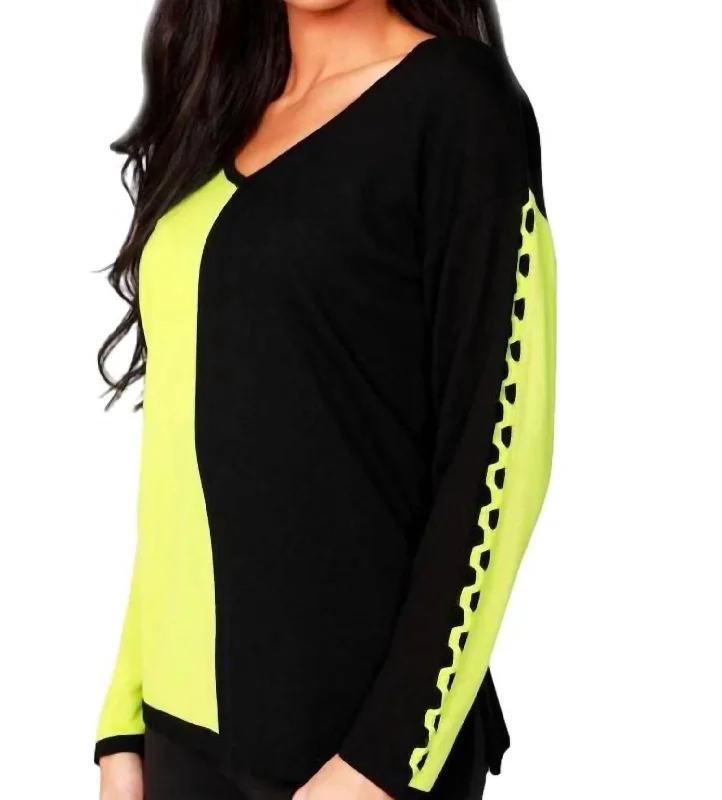 Crazy Deals Color Block V-Neck With Detail Sleeve In Black/kiwi