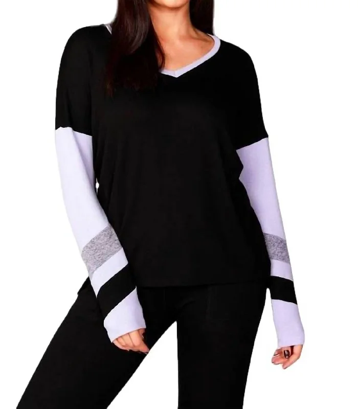 Deal Dash Color Block V-Neck With Stripe In Black/lilac