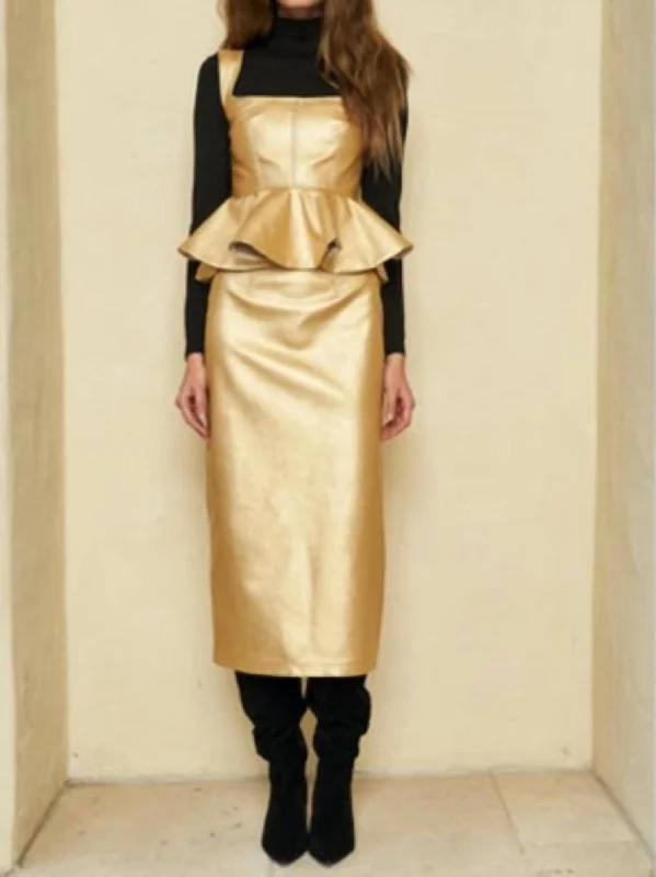 Hurry In Eliis Top In Gold Faux Leather