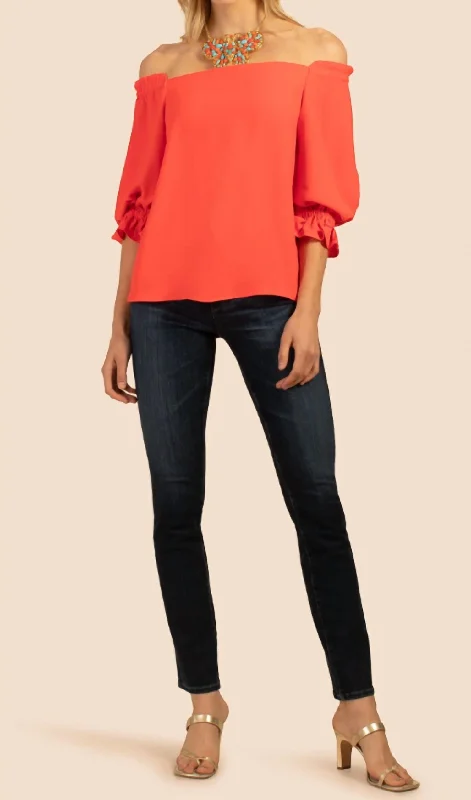 Seasonal Clearance Equinox Top In Pop