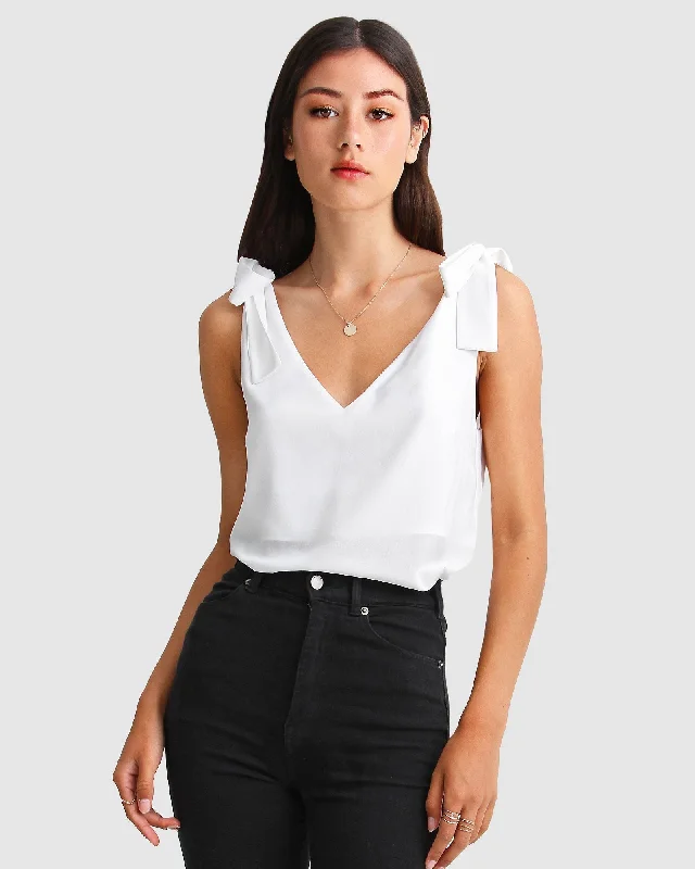 Bonus Savings Feel For You V-Neck Top - White