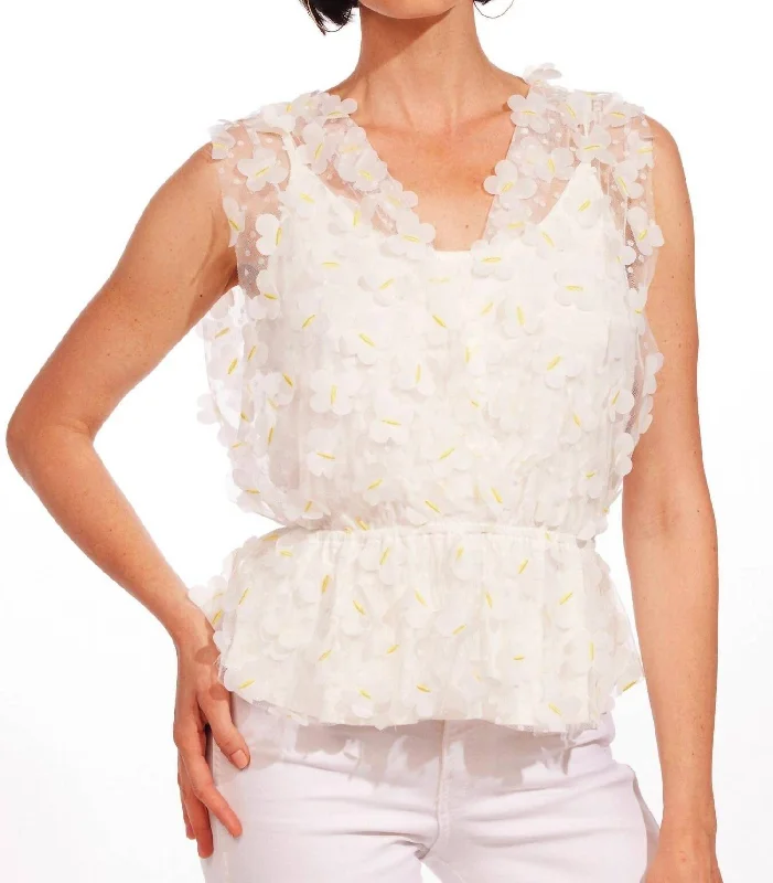 Super Bargain Glory Top in Daffodil Petal