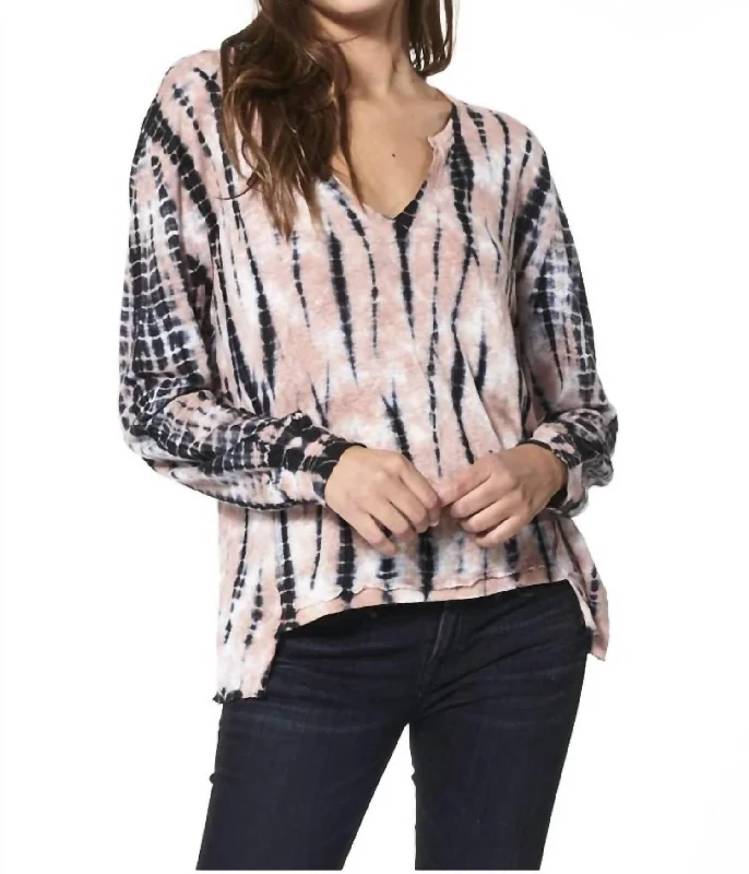 Act Now Gravity Top in Apricot Cloud Bamboo