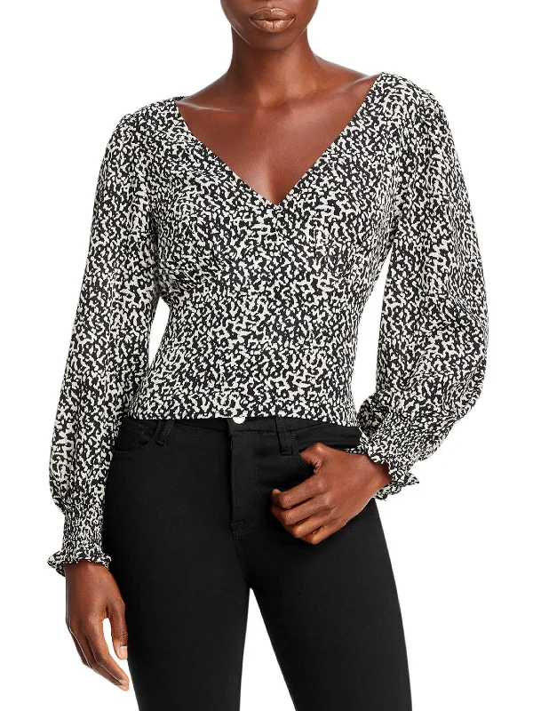 Big Discounts Izzy Womens Smocked V Neck Crop Top