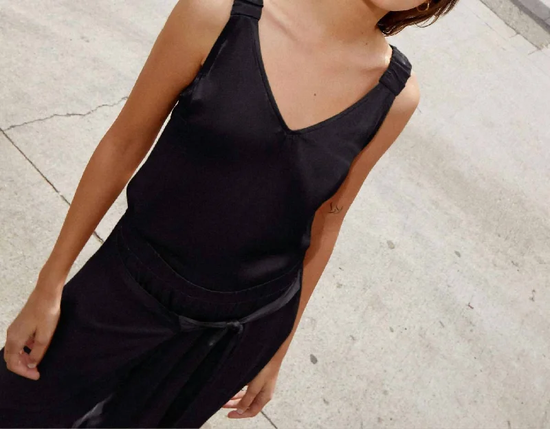 Unbeatable Prices Kyle Tank W/ Elastic Detail In Black