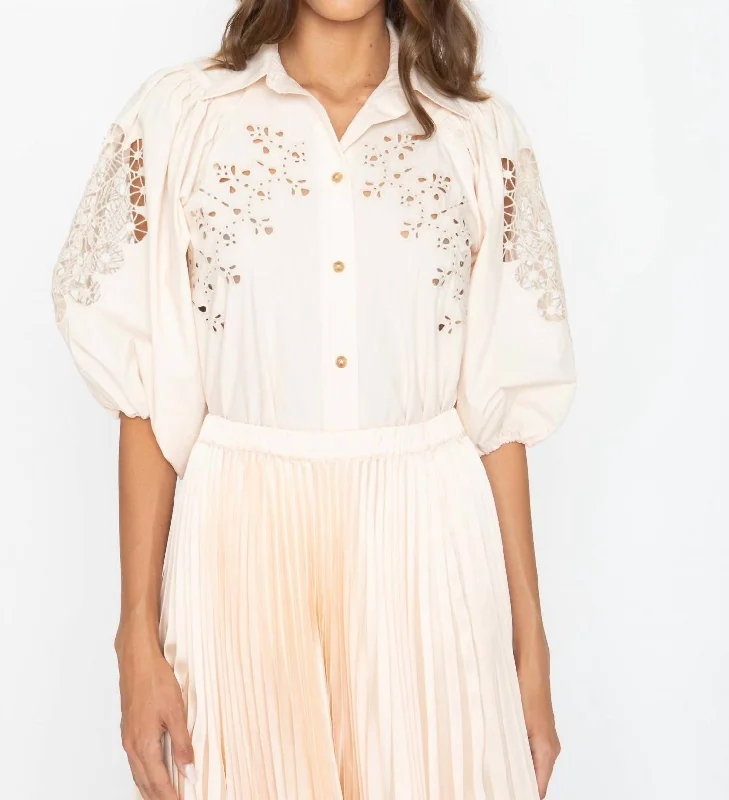 Savings Galore Mae Top In Pink Champagne