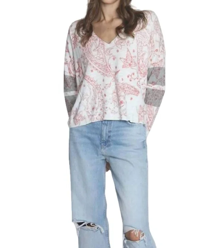 Hot Deal Paisley Vee Top In Pink Fade