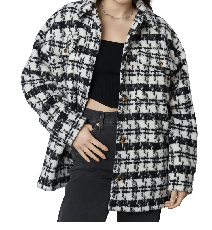 The Best Prices Rue Shacket In Black & White
