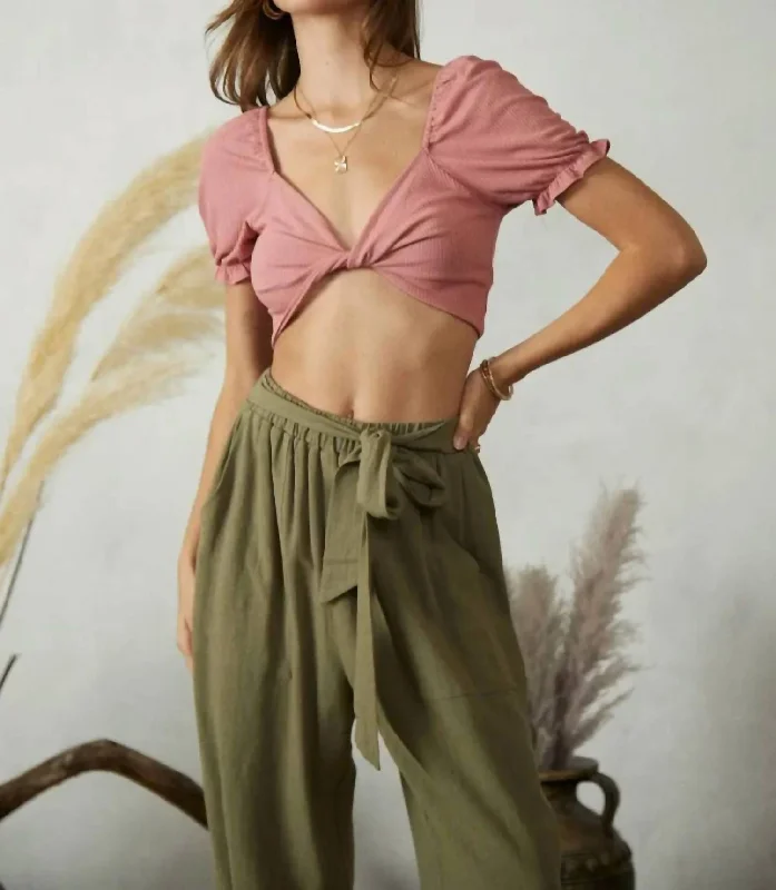 Season Finale Sale Tina Twist Front Crop Top In Mauve