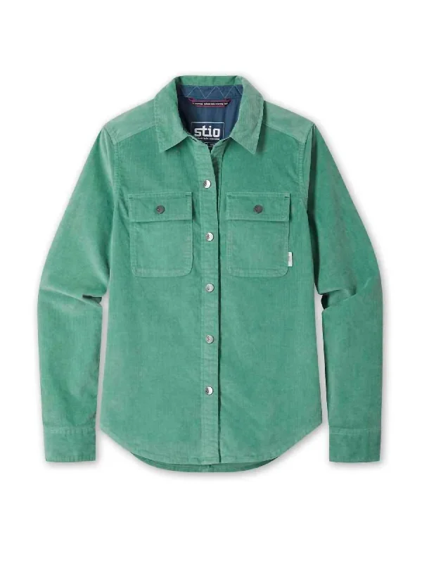 Midnight Sale Women'S Saratoga Cord Shirt in Dusted Agave