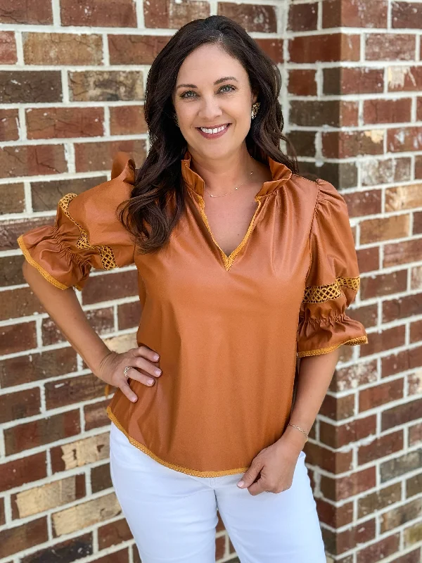 Price Cut Lottie Top (Caramel)