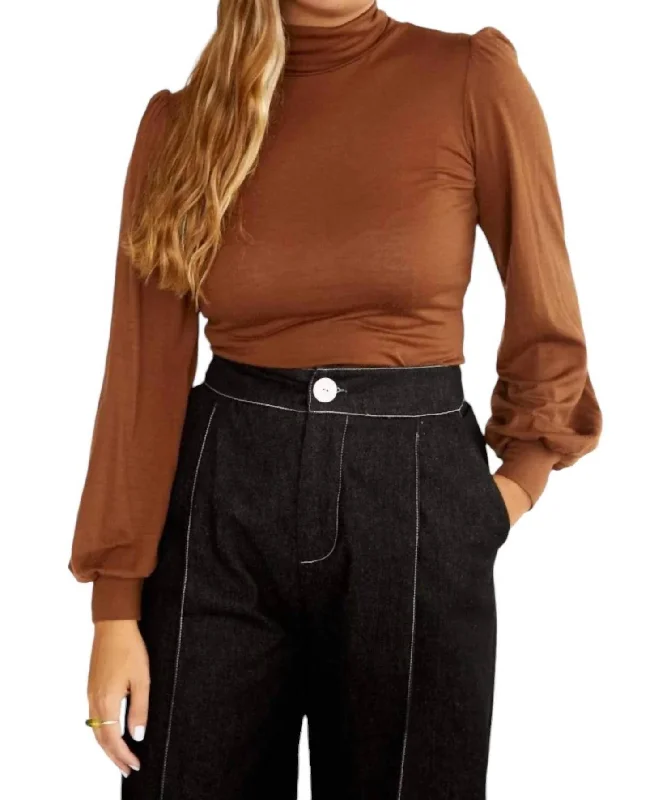 Today’s Deal Dolly Top In Chestnut