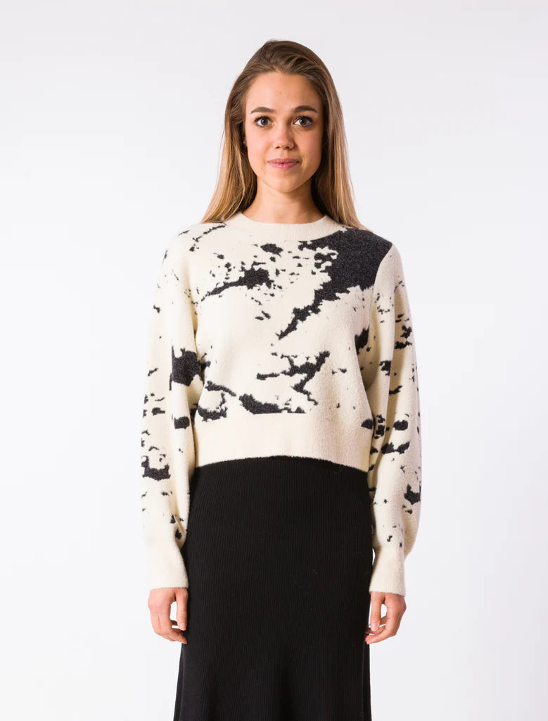 Limited Edition Carrara Sweater (Ecru/Black)