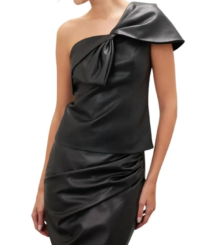 Special Price Rocca Top In Black