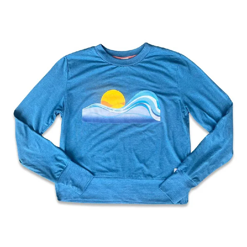 Great Deals Women's Wave Performance Tech Crewneck Sweatshirt - Heather Blue Ashes/White Woven Square Patch w/ Light Grey Gazelle